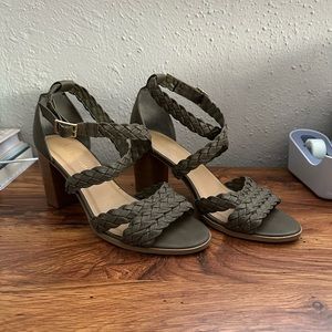 Cityclassified heels size 10